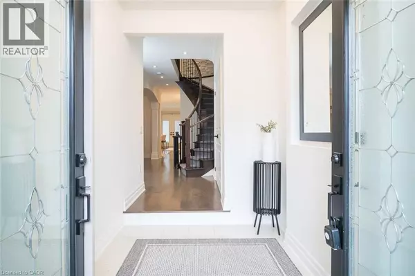 Oakville, ON L6M0E8,2334 WUTHERING HEIGHTS Way