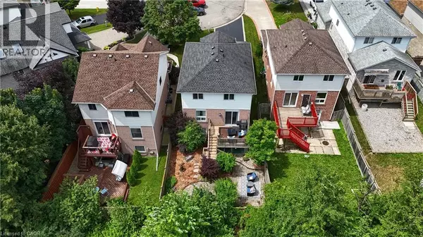 Cambridge, ON N1T1X5,35 HADDAWAY Court