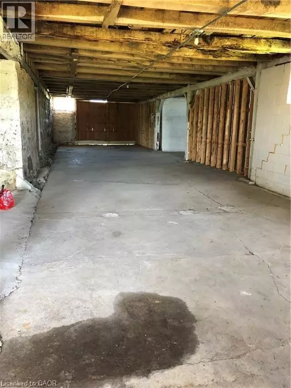 Georgian Bluffs, ON N0H2T0,110 MOUNTAIN LAKE Drive