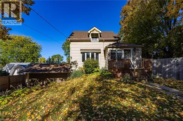 17 W MECHANIC Street W, Waterford, ON N0E1Y0