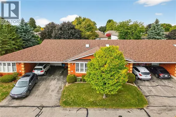 20 COURTLAND DR #2, Brantford, ON N3R7Y2