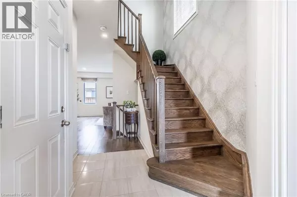 Stoney Creek, ON L8E0K1,41 FOOTHILLS Lane