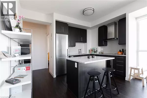 Burlington, ON L7R2C8,2093 FAIRVIEW ST #1804