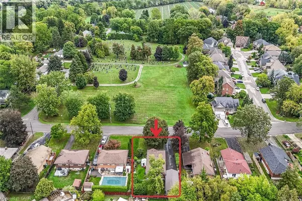 Caledonia, ON N3W1G1,223 BERWICK Street