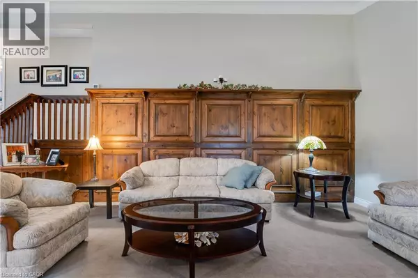 Grimsby, ON L3M1V2,14 MARILYN Street