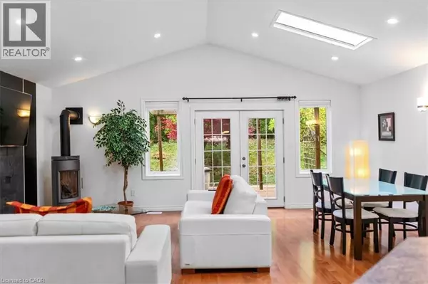 Waterloo, ON N2V2N5,850 MUNICH Circle