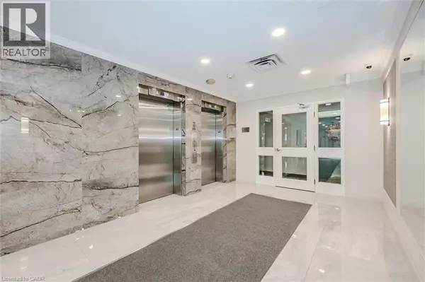 Burlington, ON L7L5V8,5090 PINEDALE AVE #1107