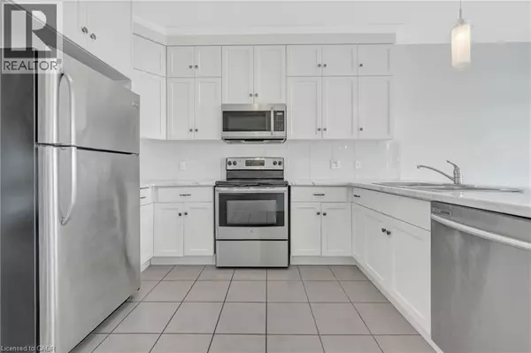 Kitchener, ON N2R0H2,118 ELMBANK Trail