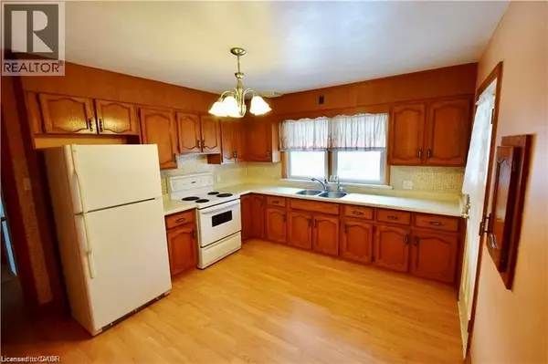 Kitchener, ON N2B1Y2,155 ANN ST #MAIN FLOOR