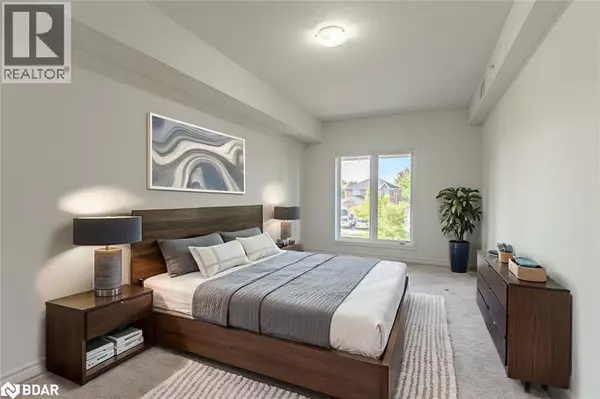 Barrie, ON L9J0H1,100 DEAN AVE #110