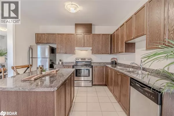 Angus, ON L3W0B6,25 MANDLEY STREET