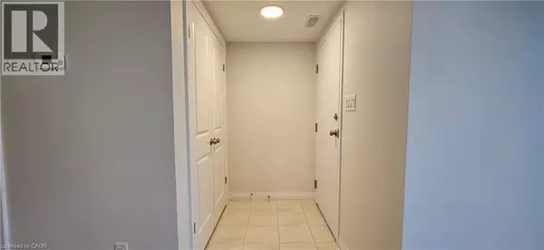 Waterloo, ON N2V0J3,410 NORTHFIELD DR West #C13