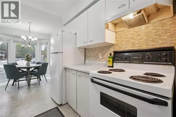 Kitchener, ON N2E3J5,219 KINGSWOOD DR #41