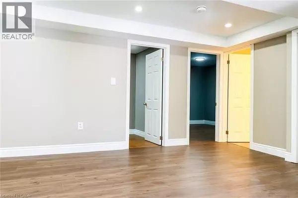 Kitchener, ON N2N1S9,96 TIMBERLANE CRES #Lower