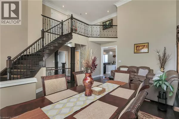 Hamilton, ON L9B1B6,254 RYMAL Road W