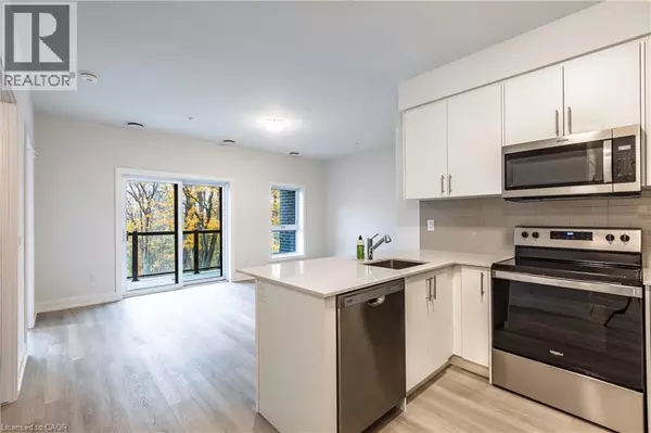 Kitchener, ON N2A0M1,1100 LACKNER PL #320