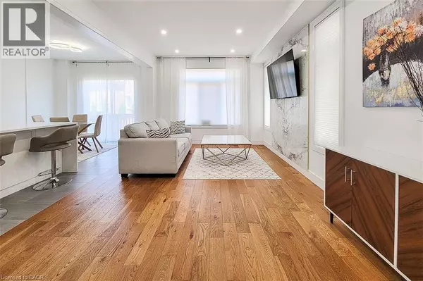 Hamilton, ON L8B0T8,87 MCKNIGHT Avenue