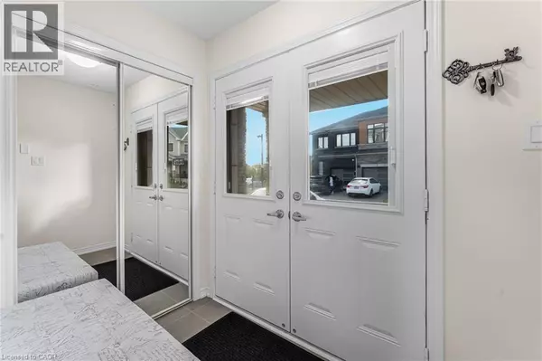 Niagara Falls, ON L2H3S9,8317 MULBERRY DR #22