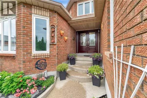 Cambridge, ON N1T1M8,72 HILBORN Avenue