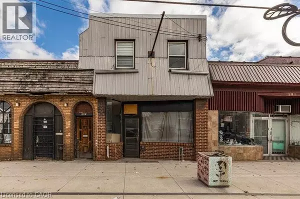 Hamilton, ON L8H4S2,196 1/2 KENILWORTH Avenue N