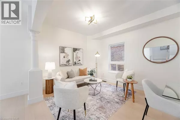 Mississauga, ON L5R2X7,514 HUNTINGTON RIDGE Drive