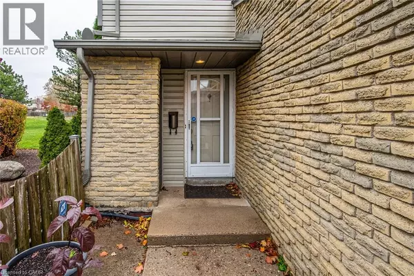 London, ON N5Z4J7,219 DEVERON Crescent