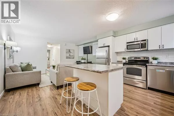 Waterloo, ON N2N0B6,931 GLASGOW ST #13D