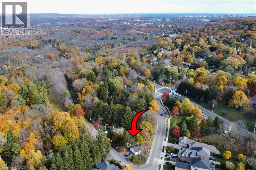 Ancaster, ON L9G3J5,658 OLD DUNDAS Road