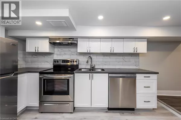 Hamilton, ON L8V3C6,98 EAST 26TH ST #Basement