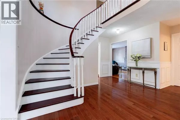 Oakville, ON L6M1G3,1151 MANOR Road