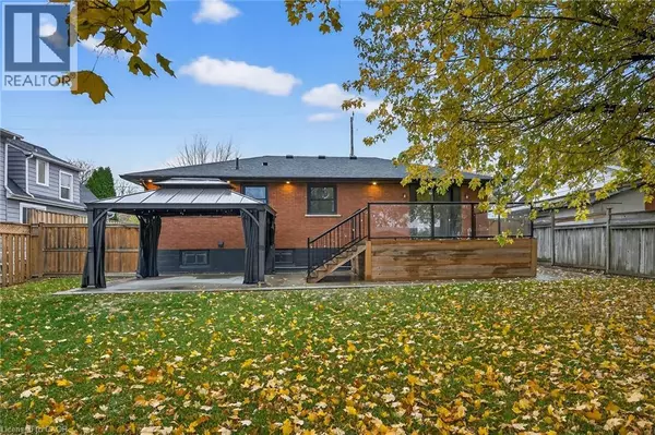 Burlington, ON L7R3P3,2298 FASSEL Avenue