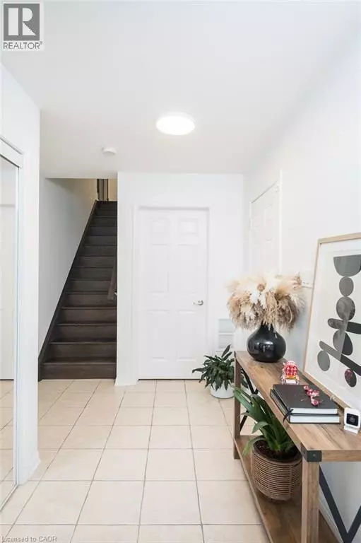 Milton, ON L9T8G3,503 CAVANAGH Lane