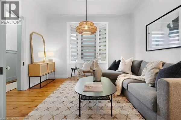 Hamilton, ON L8L5K3,40 EMERALD Street N