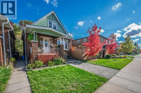 Hamilton, ON L8H4V5,128 CROSTHWAITE Avenue N