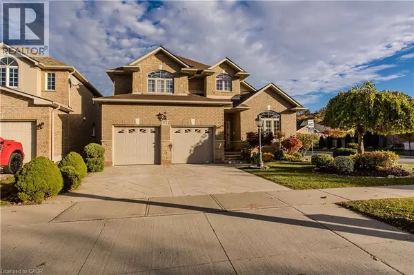 Hamilton, ON L8G5G9,1012 GREENHILL Avenue