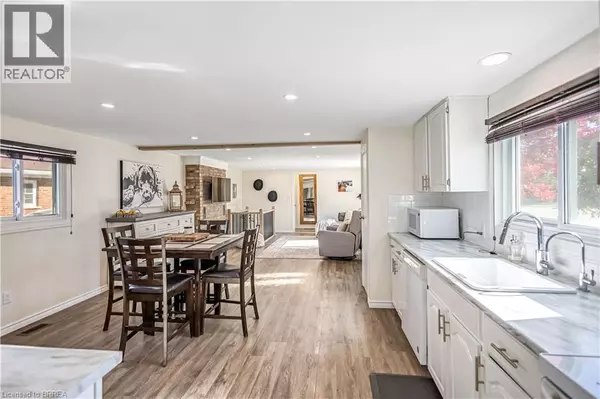 Brantford, ON N3R2N6,37 MORTON Avenue