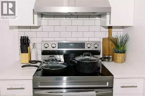 Kitchener, ON N2M1M3,261 BELMONT AVE West #LOWER