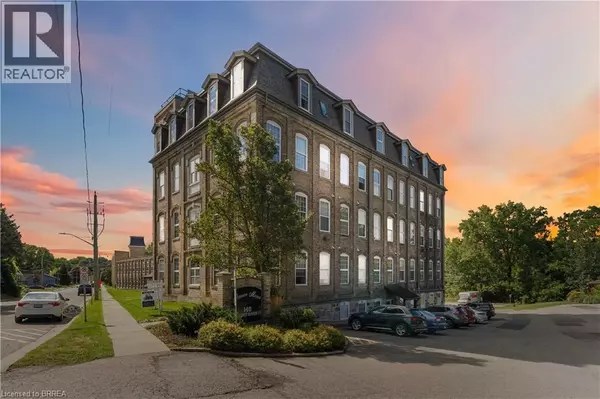 140 WEST RIVER ST #504, Paris, ON N3L0B7