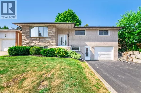 47 EAGEN Drive, Kitchener, ON N2M1W1