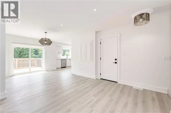 Ancaster, ON L9G3A5,664 HIAWATHA BLVD #Upper