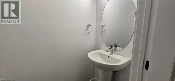 Kitchener, ON N2G0G6,31 MILL ST #5