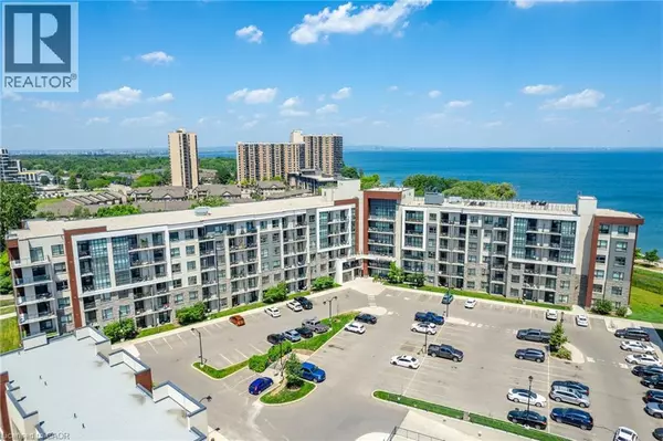 Stoney Creek, ON L8E0K3,125 SHOREVIEW PL #422