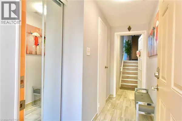 Hamilton, ON L8K6L7,11 HARRISFORD ST #98