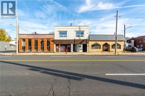 Hamilton, ON L8K1A5,1221-1223 MAIN Street E