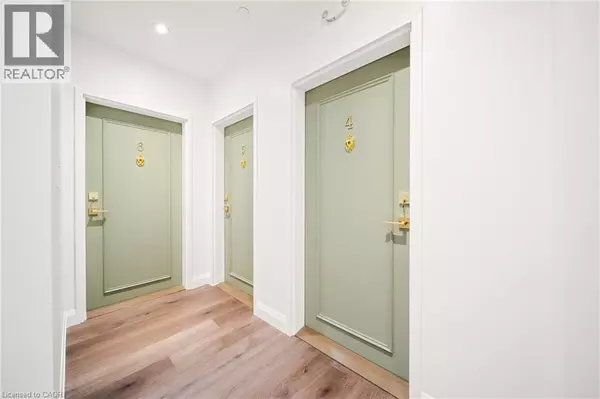 Milton, ON L9T1N7,153 MAIN ST East #6