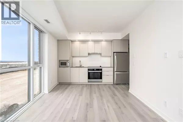 Oakville, ON L6H8C5,3079 TRAFALGAR RD #1202