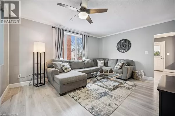 Cambridge, ON N3H3L4,1326 QUEENSTON Road