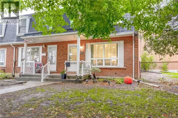 Hamilton, ON L8E1H3,132 BARLAKE AVE #35