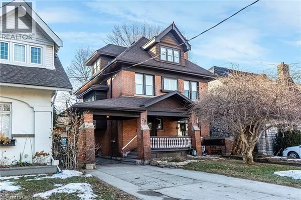 70 ST CLAIR AVE #1, Hamilton, ON L8M2N5