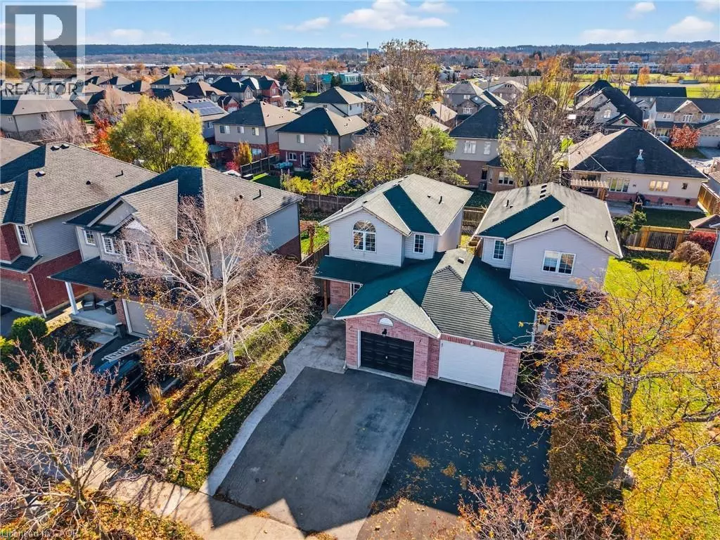 Beamsville, ON L3J0E3,4902 ADAM Court